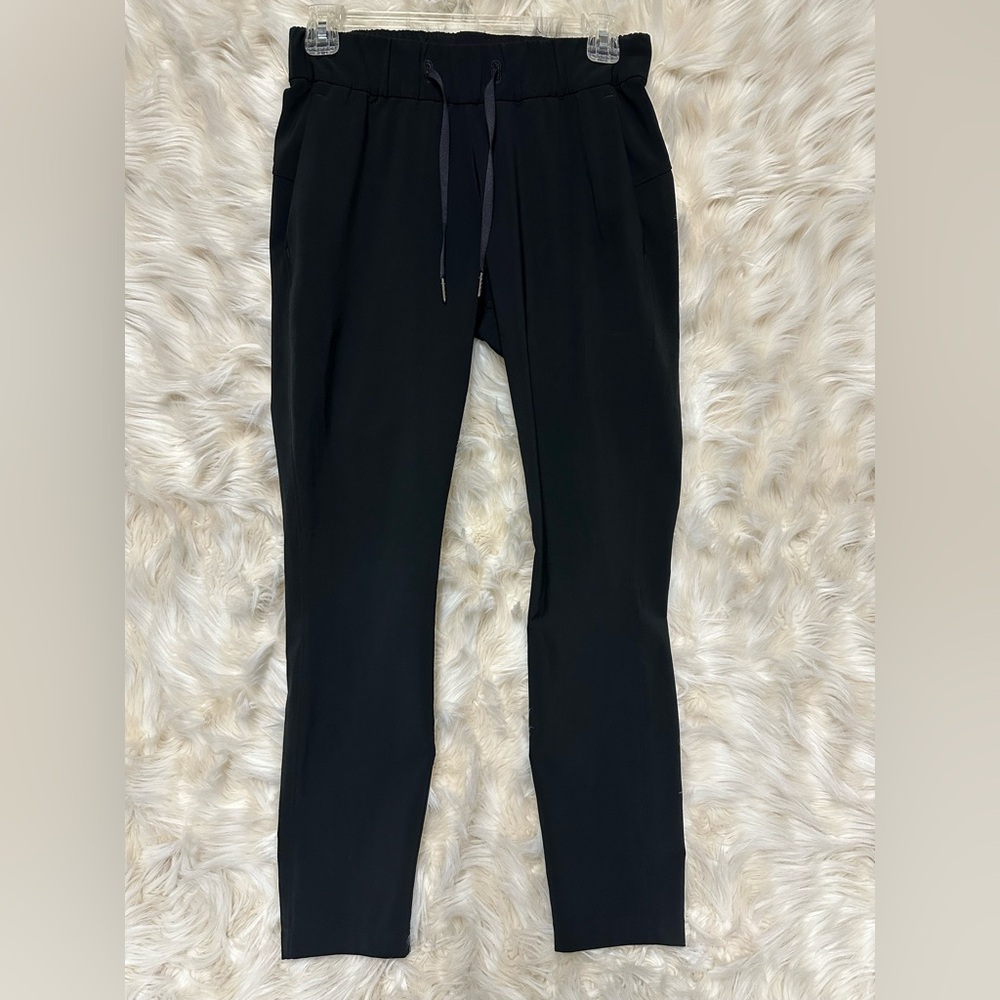 Lululemon On The Fly Pant Black Woven High Rise Jogger Size 2